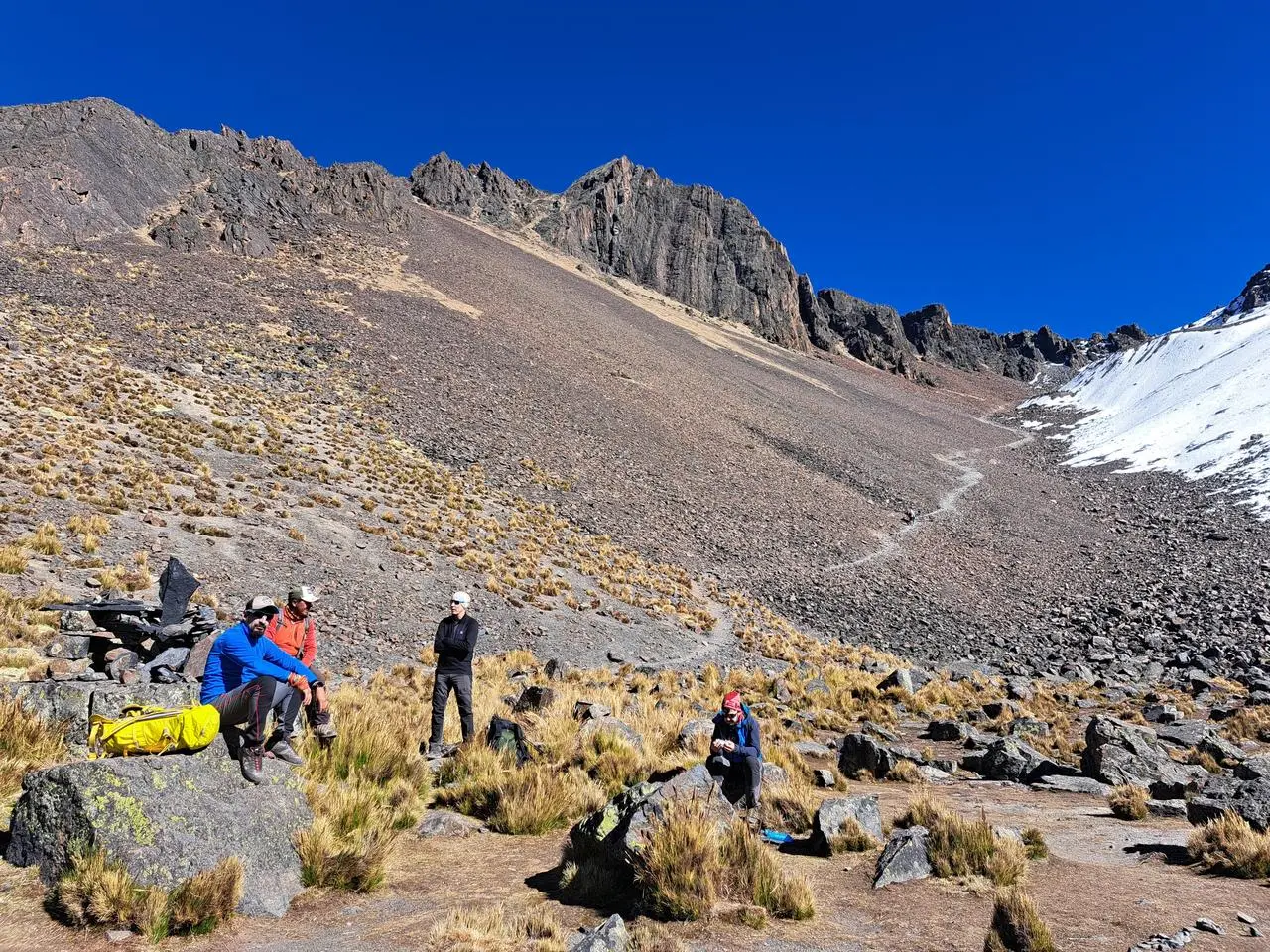 Expediciones Pico Austria, Pico Tarija, Pequeño Alpamayo, Huanapotosi, Illimani, Sajama - 5