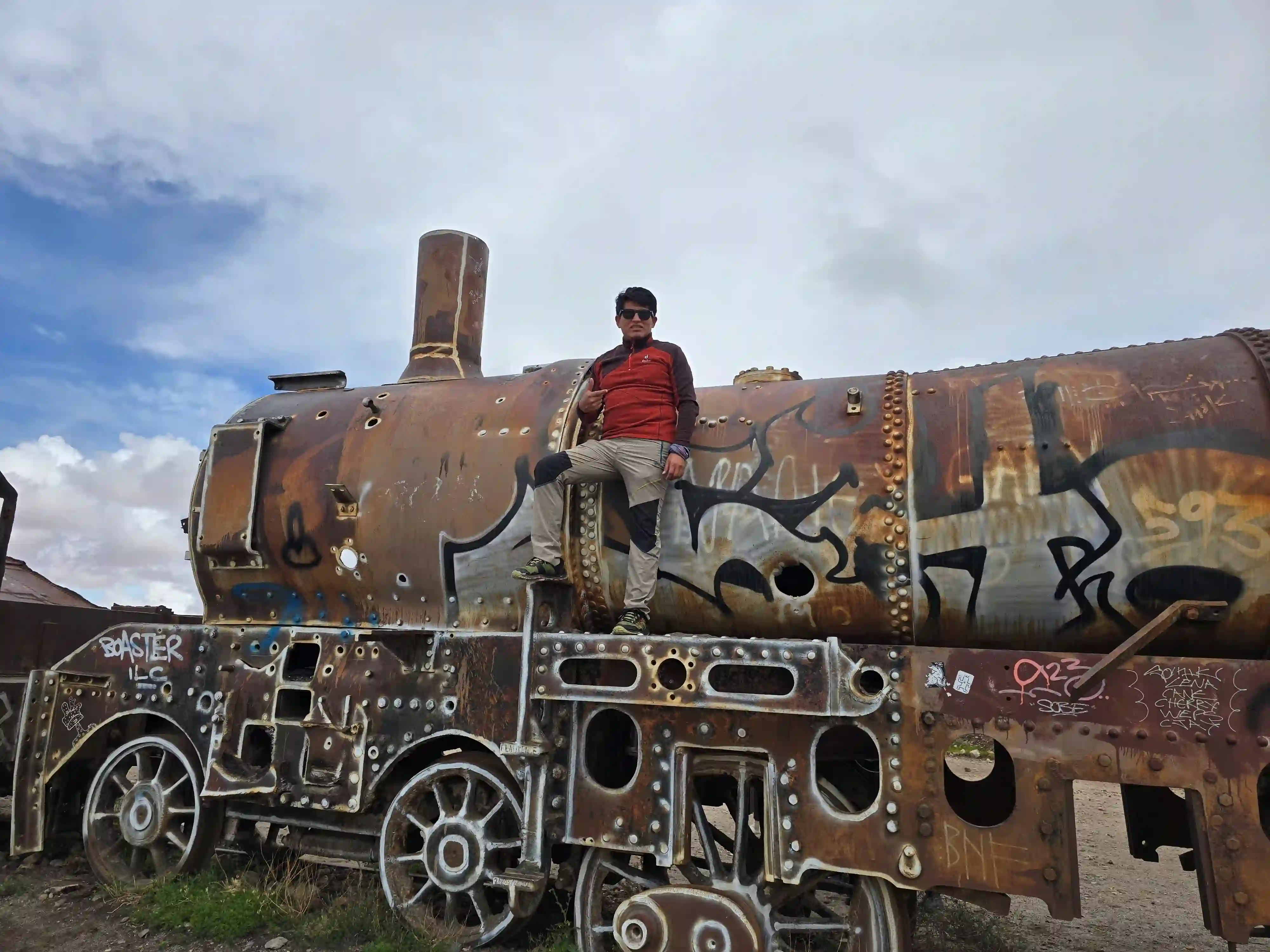 Tour Uyuni Salt Flats + Huaynapotosi Mountain Ascent - 8