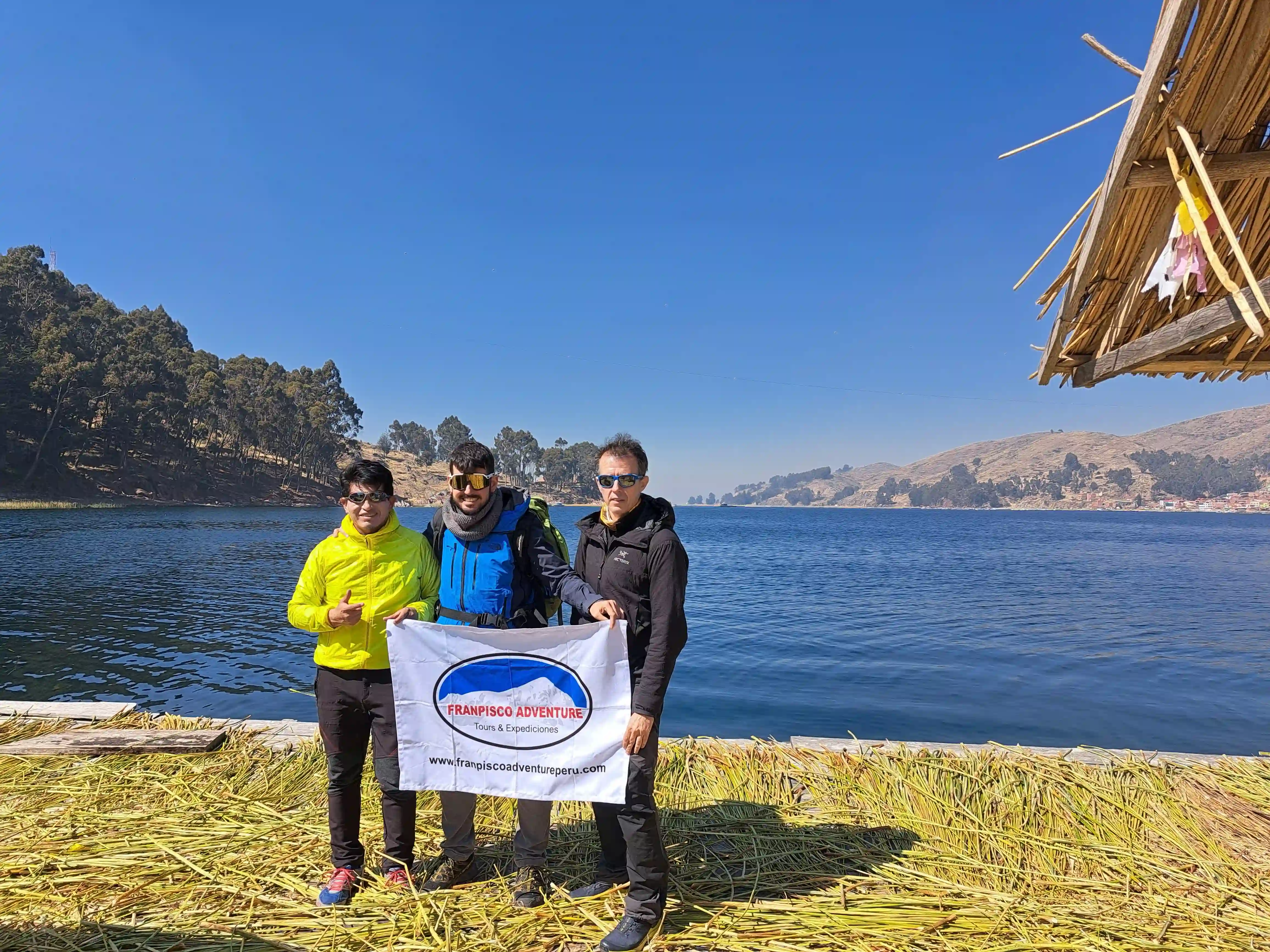 Tour Uyuni Salt Flats – Sun Island - 9