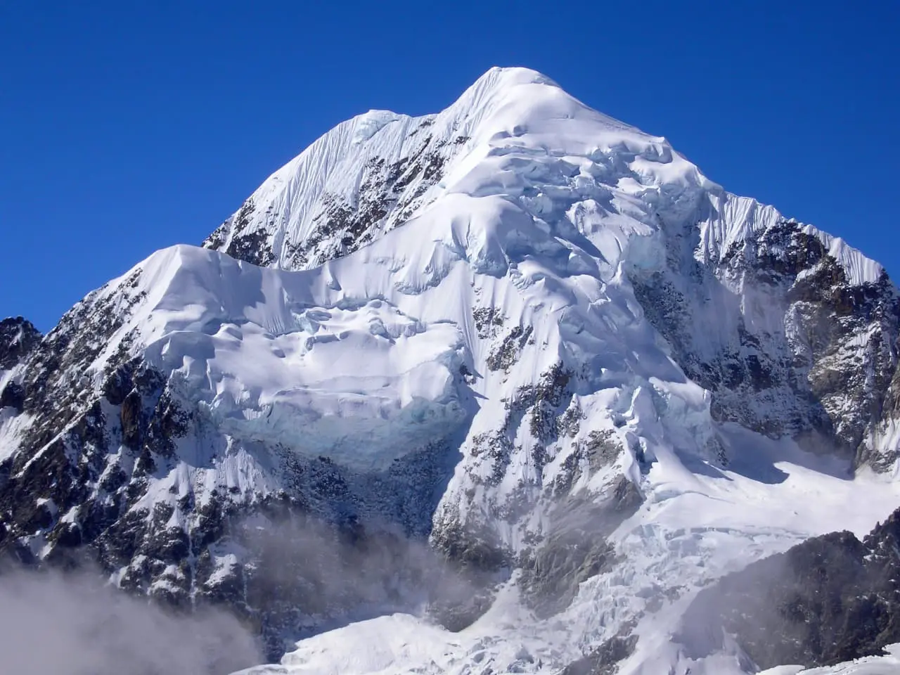 Trekking and Ascent in Cordillera Real - 11