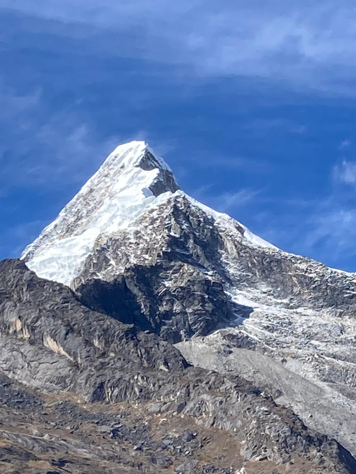 Montaña (Paramount Pictures) Artezonraju 6025 Msnm  - 3