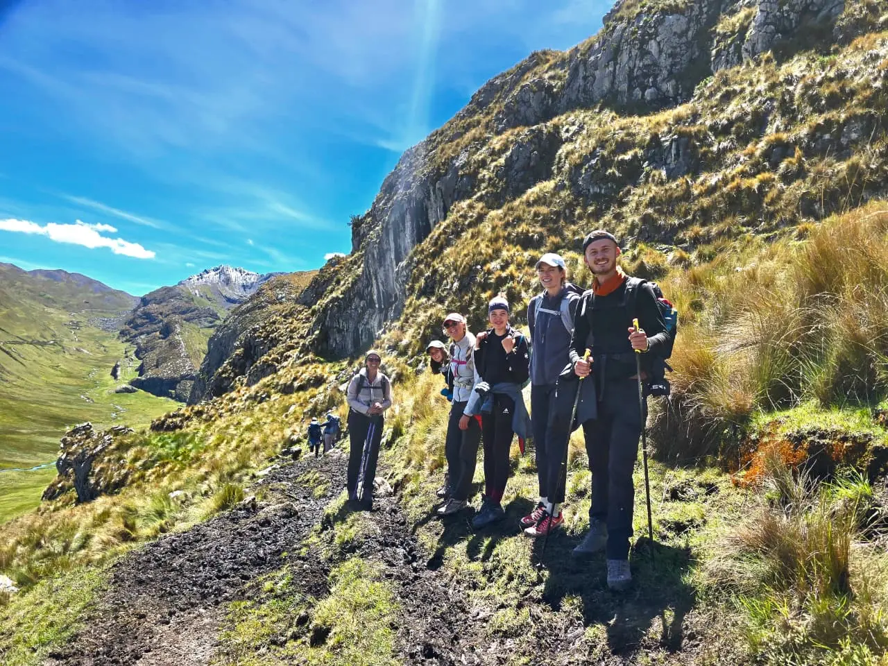 Trekking huayhuash y sus 12 vistas misteriosas de los andes peru - américa del sur - 7